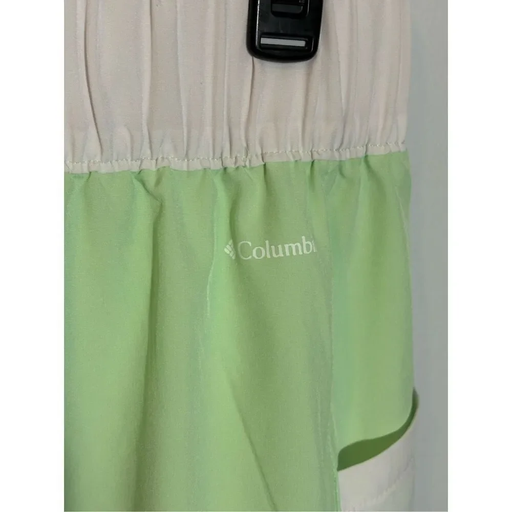 Columbia Hike Colorblock shorts with white side pockets - lime green - L